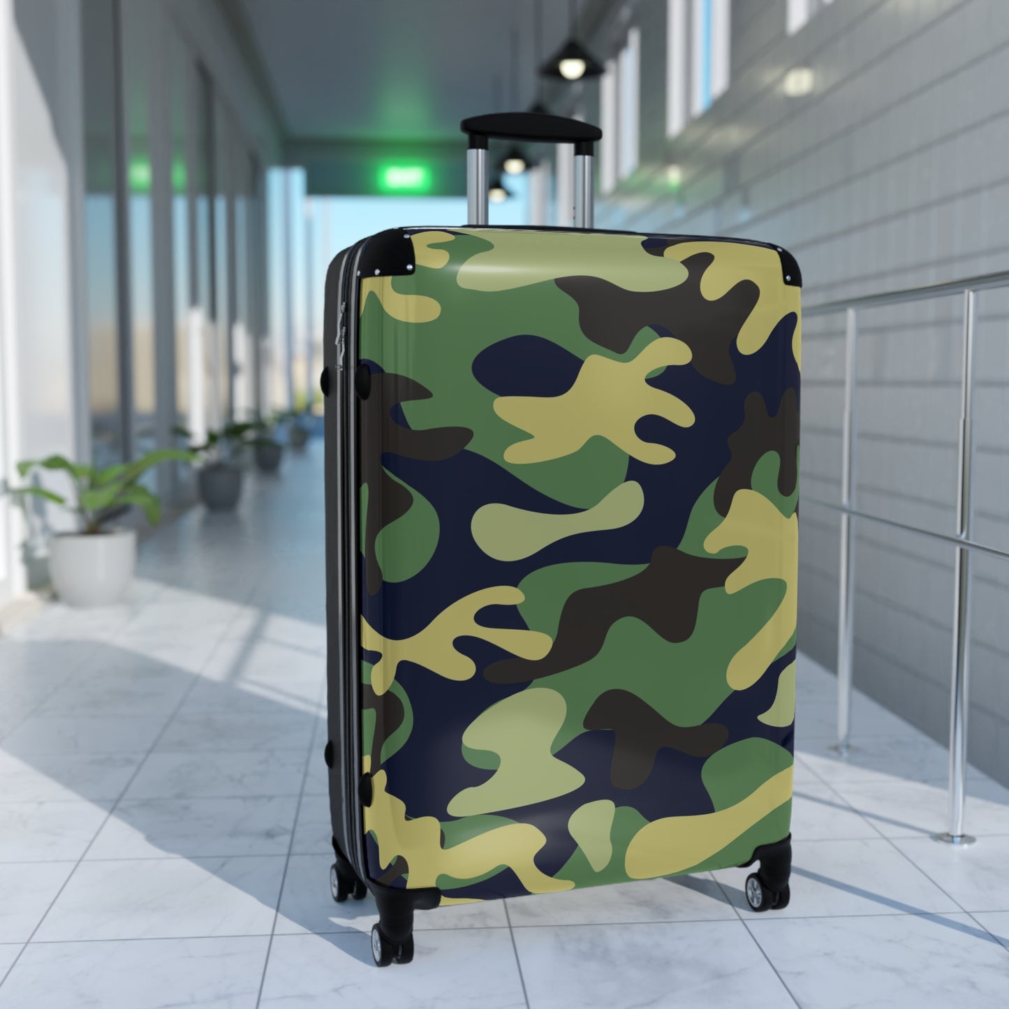 Camo travel Suitcase on wheels with secure lock, carry on luggage, roller case, camouflage, weekend bag, cabin suitcase, hard shell case