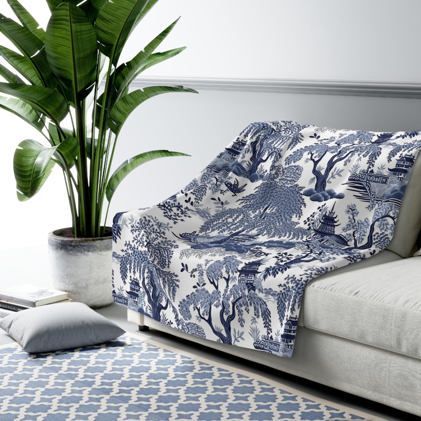 Blue willow Chinese pattern Sherpa Fleece Blanket, willow home decor, blue and white, Asian design, vintage inspired blanket